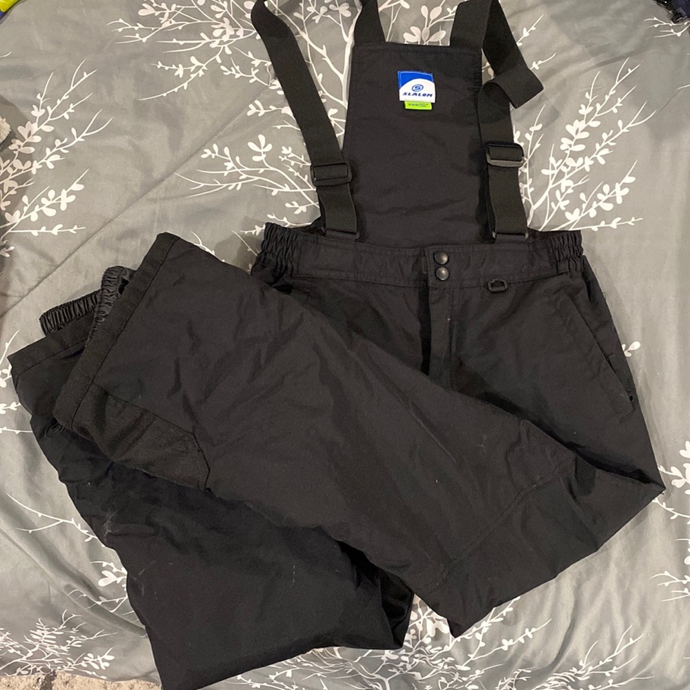 Kids snowsuit